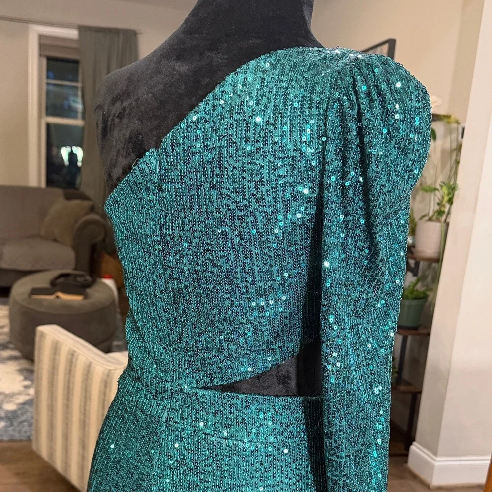 Mac Duggal Teal Sequin One-Shoulder Dress - Picture 9 of 9